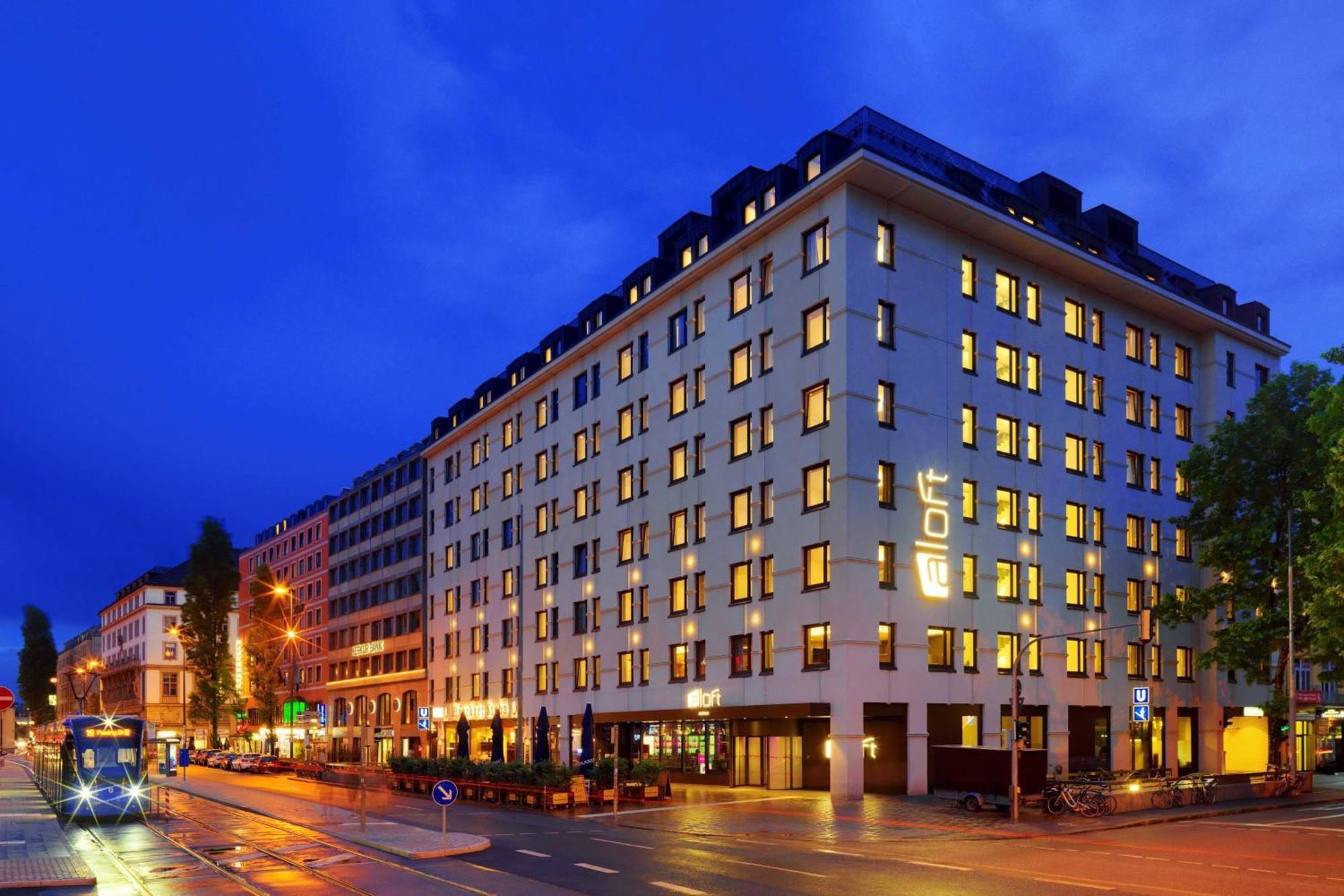 Aloft Hotel 4*